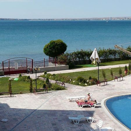 Private Apartments In Privilige Fort Beach Elenite Luaran gambar
